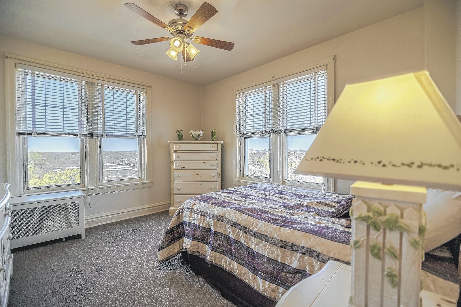 bedphoto.jpg